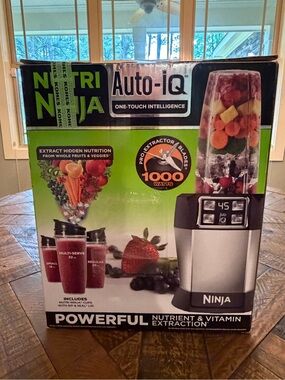 Ninja Nutri Ninja Auto-iQ Blender - Black/Green